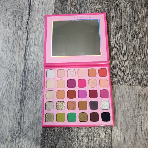 Morphe Jeffree Star Eyeshadow Palette - Picture 1 of 3